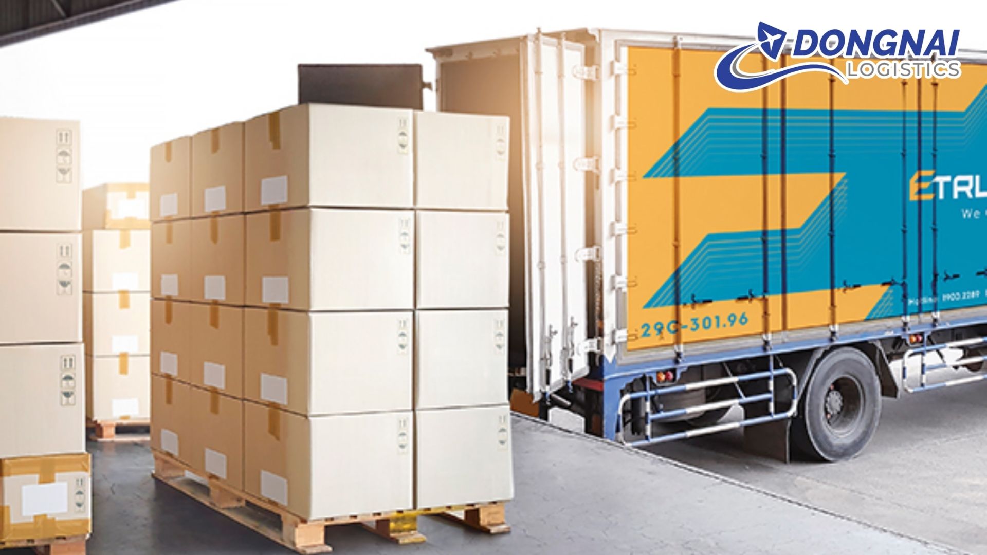 Sự bùng nổ nhu cầu gửi hàng quốc tế tại Việt Nam và cơ hội phát triển ngành vận chuyển