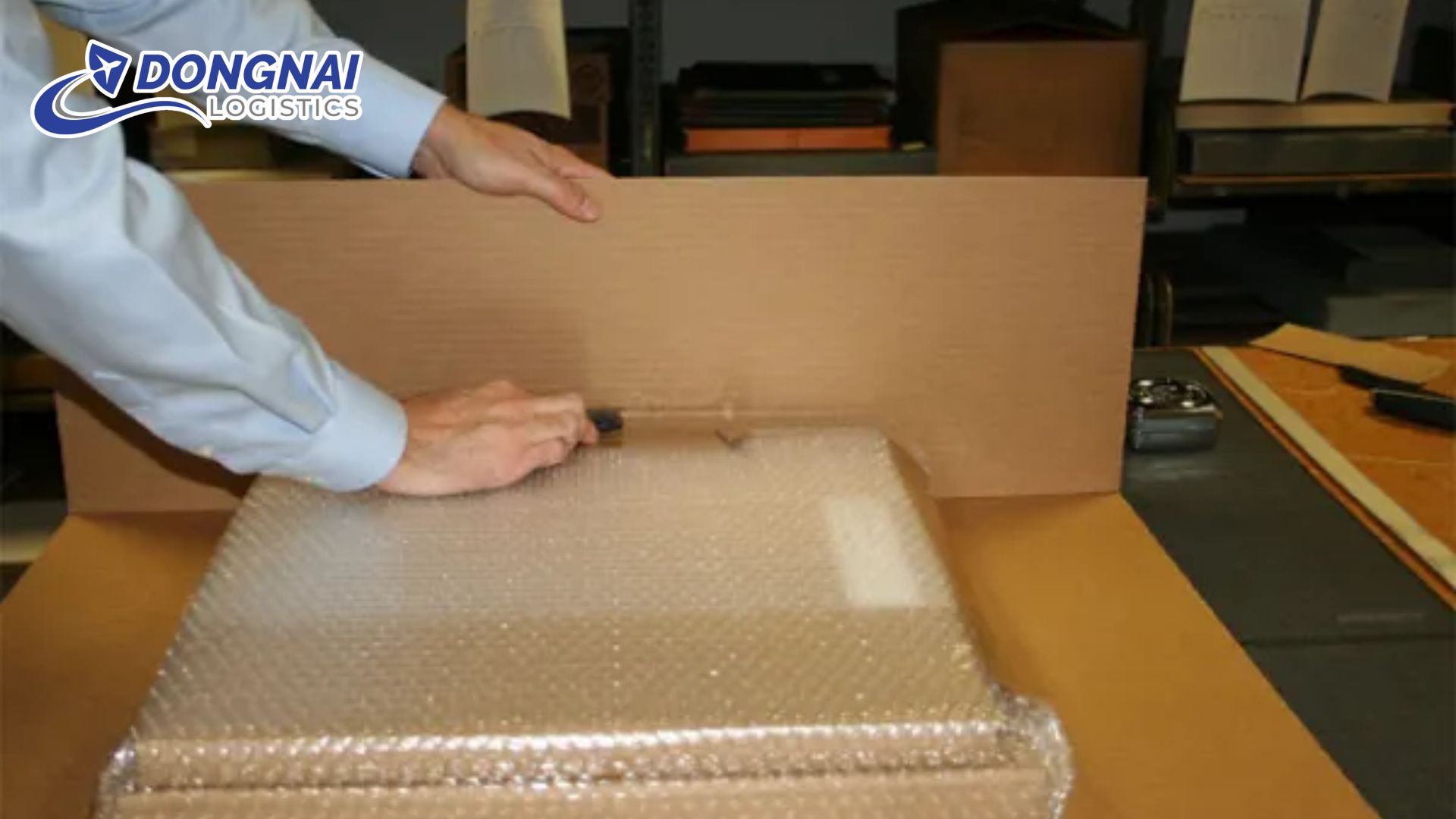 Gửi Tranh Vẽ Từ CH Séc Về TP.HCM Gửi Tranh Vẽ Từ CH Séc Về TP.HCM