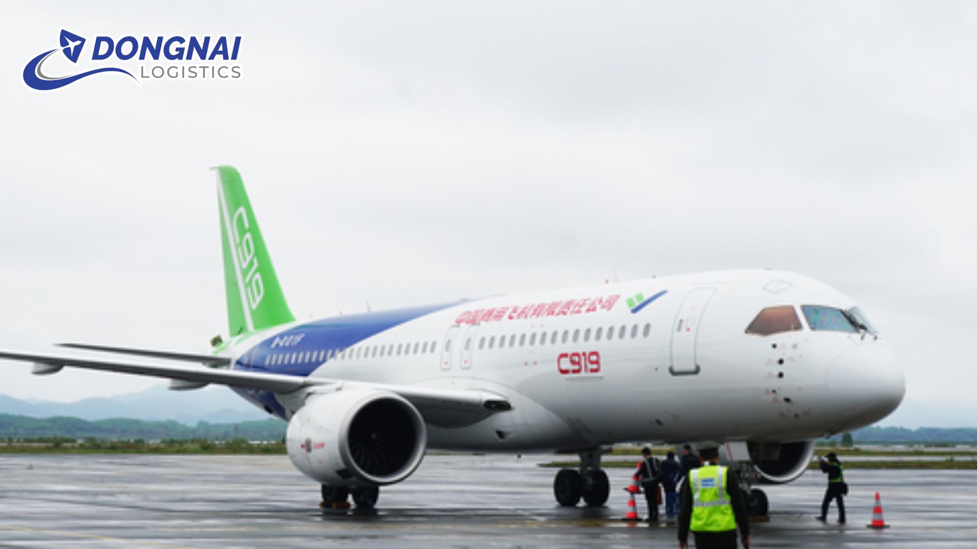 Máy bay COMAC của Trung Quốc được khai thác tại Việt Nam Máy bay COMAC của Trung Quốc được khai thác tại Việt Nam