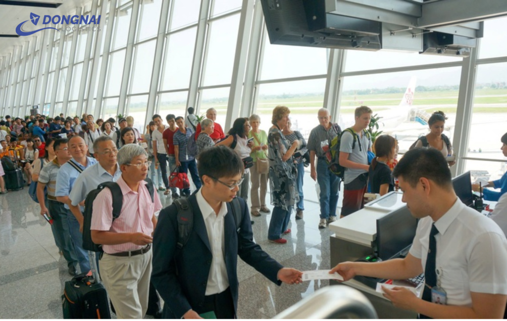 Các Sân Bay Đón Hơn 2 Triệu Khách Dịp Nghỉ Lễ 30/4