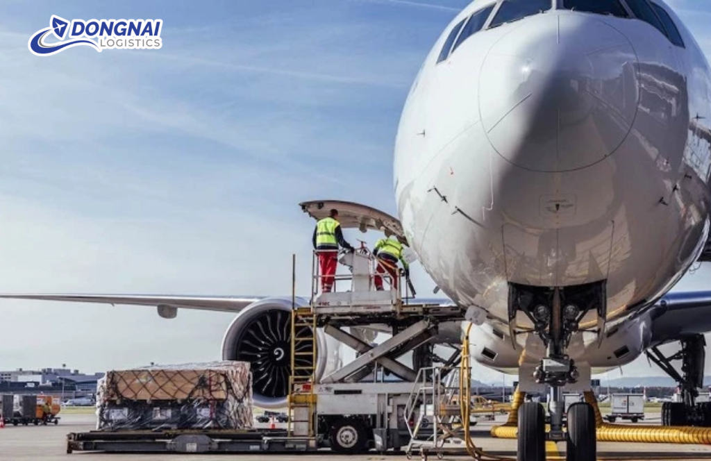 Tại sao Vận Tải Hàng Không là Phương Án Tối Ưu cho các Mặt Hàng Giá Trị Cao