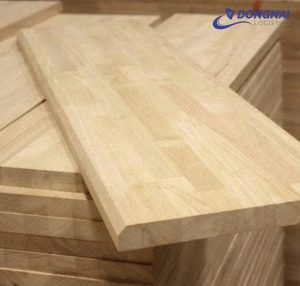 Vận chuyển gỗ cao su đi Trung quốc