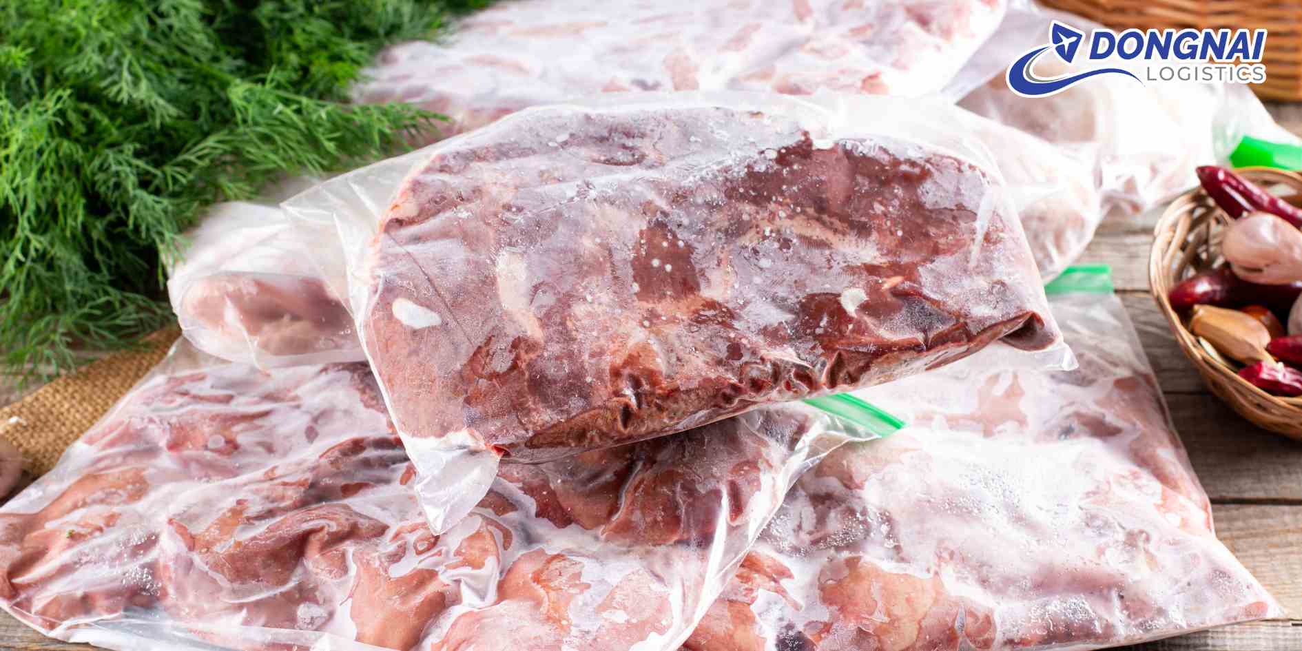 Chuyển phát nhanh thủy hải sản đông lạnh từ Đồng Nai ra Hà Nội – An toàn, nhanh chóng