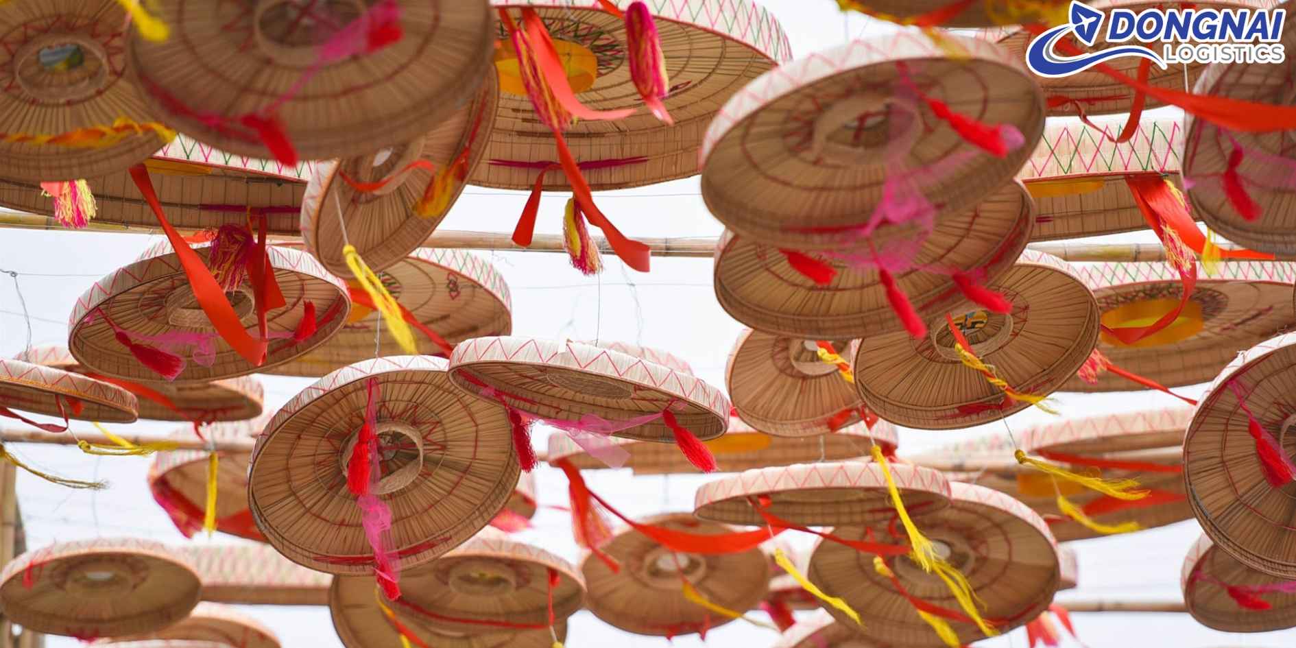 Vận Chuyển Nón Quai Thao Việt Nam Sang Pháp – Giữ Trọn Hình Dáng Và Chất Liệu Tự Nhiên