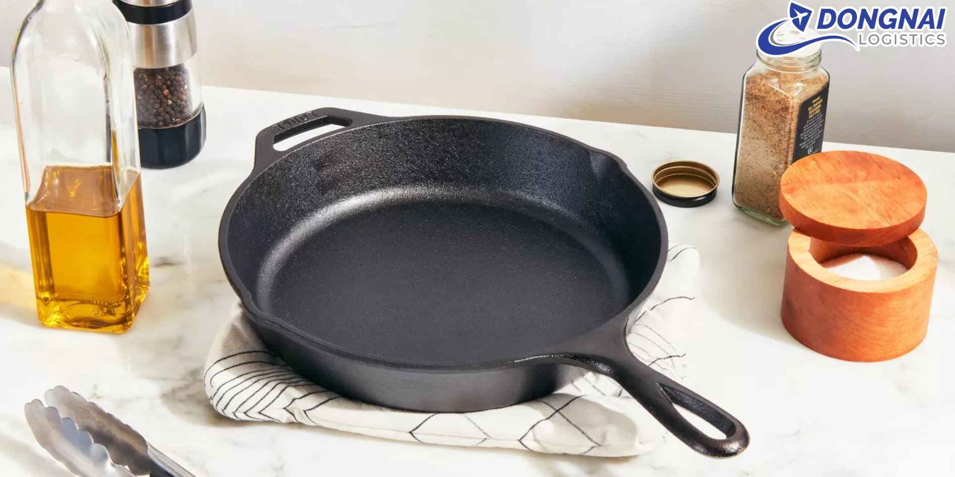 Vận Chuyển Bộ Nồi Chảo Gang Việt Nam Sang Thụy Sỹ – Giữ Trọn Độ Bền, An Toàn