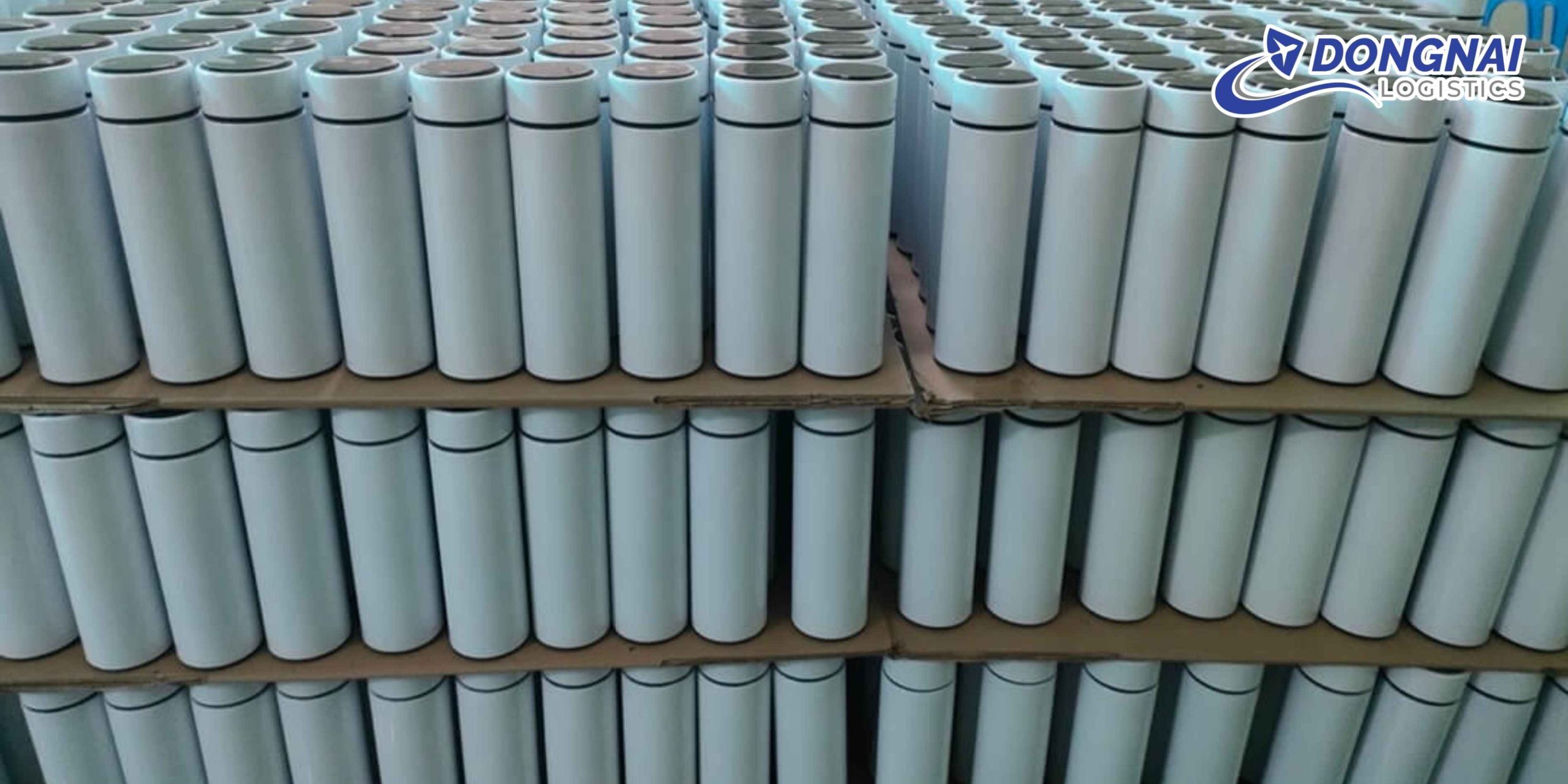 VẬN CHUYỂN LY GIỮ NHIỆT ĐI CANADA NHANH CHÓNG – AN TOÀN – UY TÍN