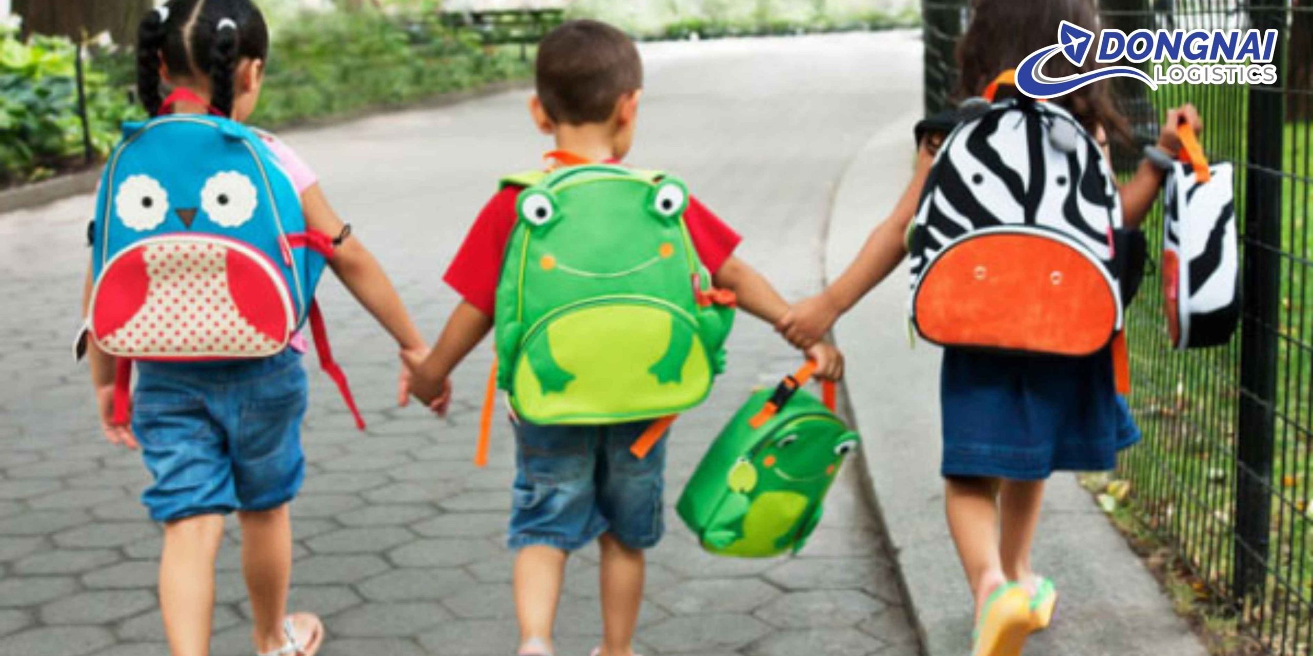 VẬN CHUYỂN CẶP SÁCH TỪ VIỆT NAM SANG LÀO NHANH CHÓNG – AN TOÀN – UY TÍN