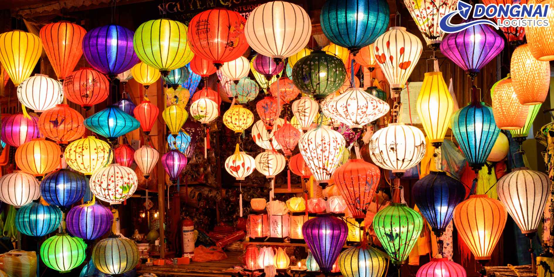 Vận Chuyển Đèn Lồng Hội An Sang Đức - Mang Không Khí Xuân Việt Đến Người Thân