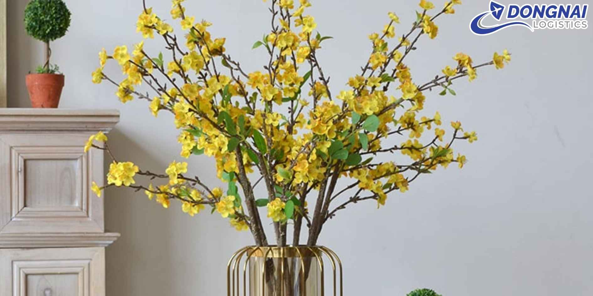 Vận Chuyển Hoa Mai Giả Cao Cấp Sang Pháp - Trang Hoàng Không Gian Tết Việt