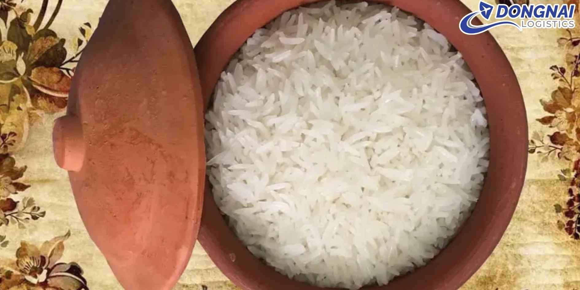 Vận Chuyển Gạo ST25 Đồng Tháp Sang Singapore - Bảo Đảm Hạt Gạo Thơm Ngon