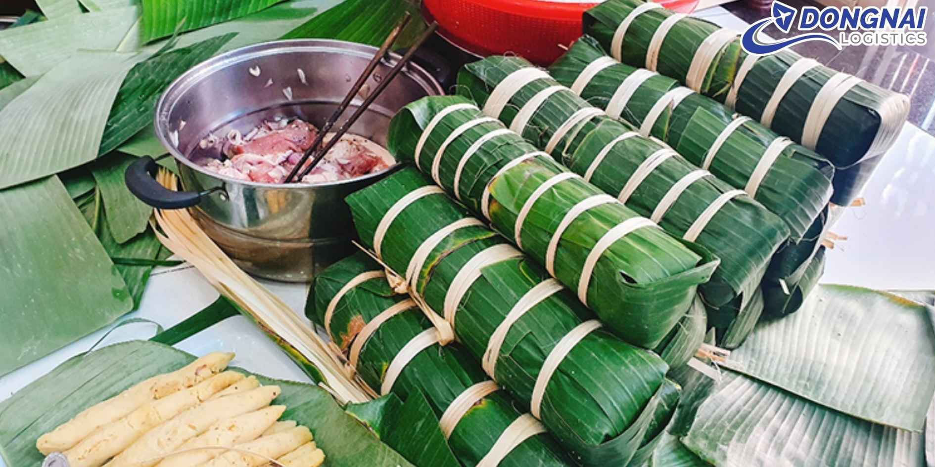 Vận Chuyển Bánh Tét Chuối Từ Trà Vinh Đi Đồng Nai - Gói Trọn Sắc Xuân Nam Bộ