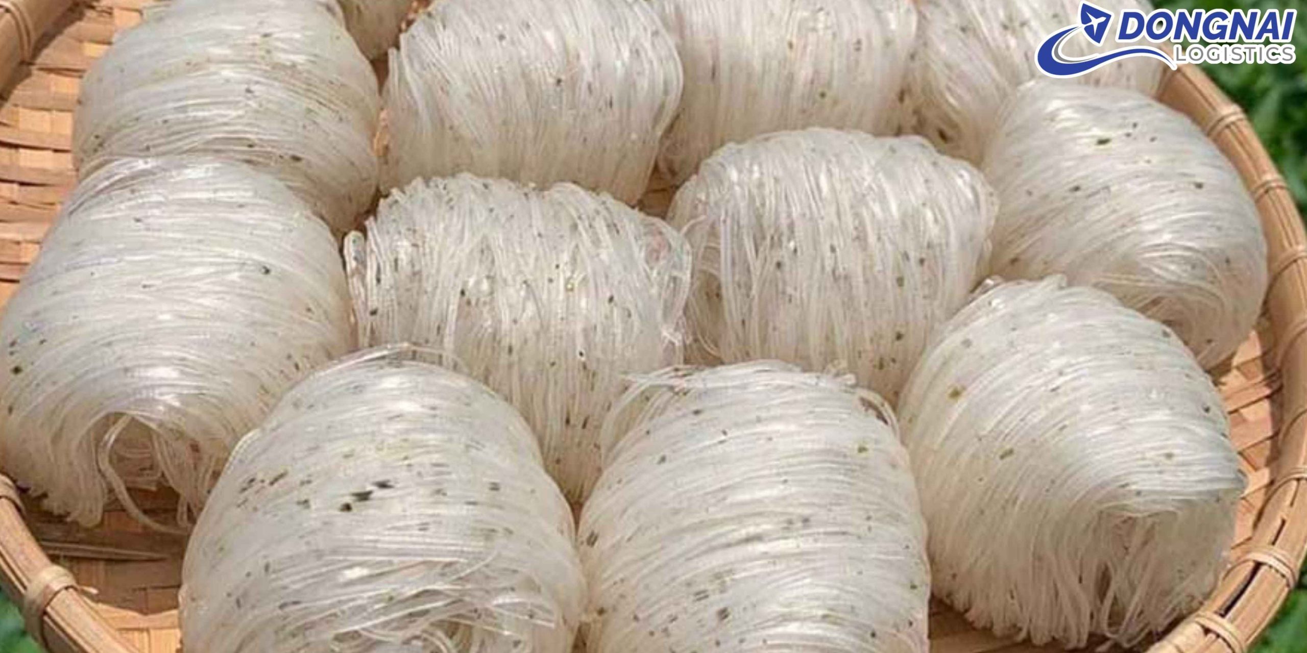 Gửi Hủ Tiếu Khô Sa Đéc Từ Đồng Tháp Ra Hà Nội – Đóng Gói An Toàn, Giao Nhanh Cùng Đồng Nai Logistics