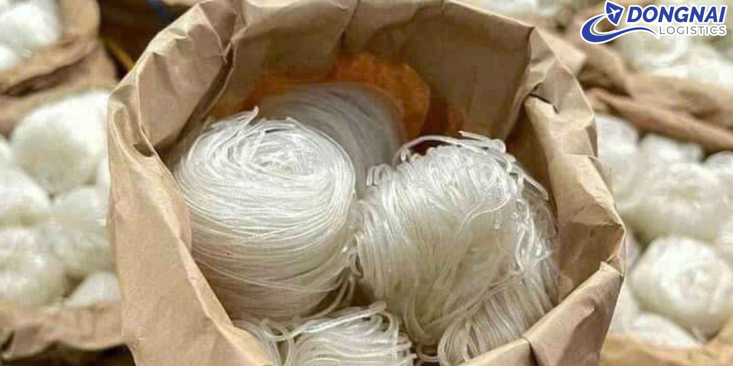 Gửi Hủ Tiếu Khô Sa Đéc Từ Đồng Tháp Ra Hà Nội – Đóng Gói An Toàn, Giao Nhanh Cùng Đồng Nai Logistics