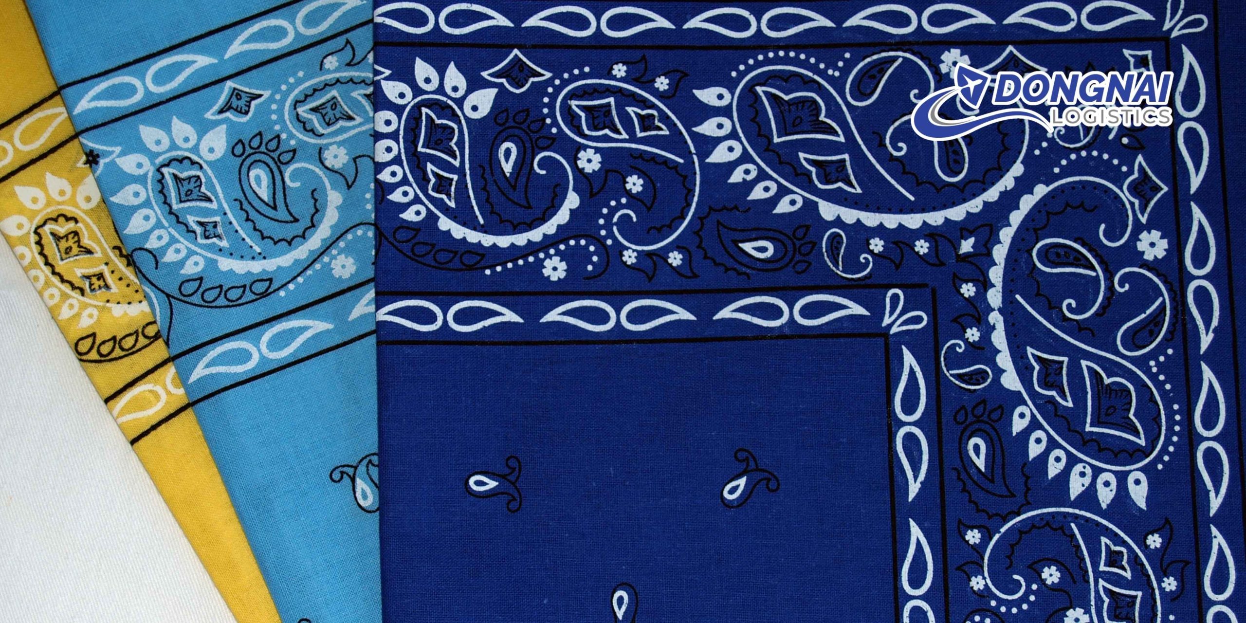 Vận Chuyển Khăn Cavat Đi Nước Ngoài – Những Điều Cần Biết Trước Khi Gửi