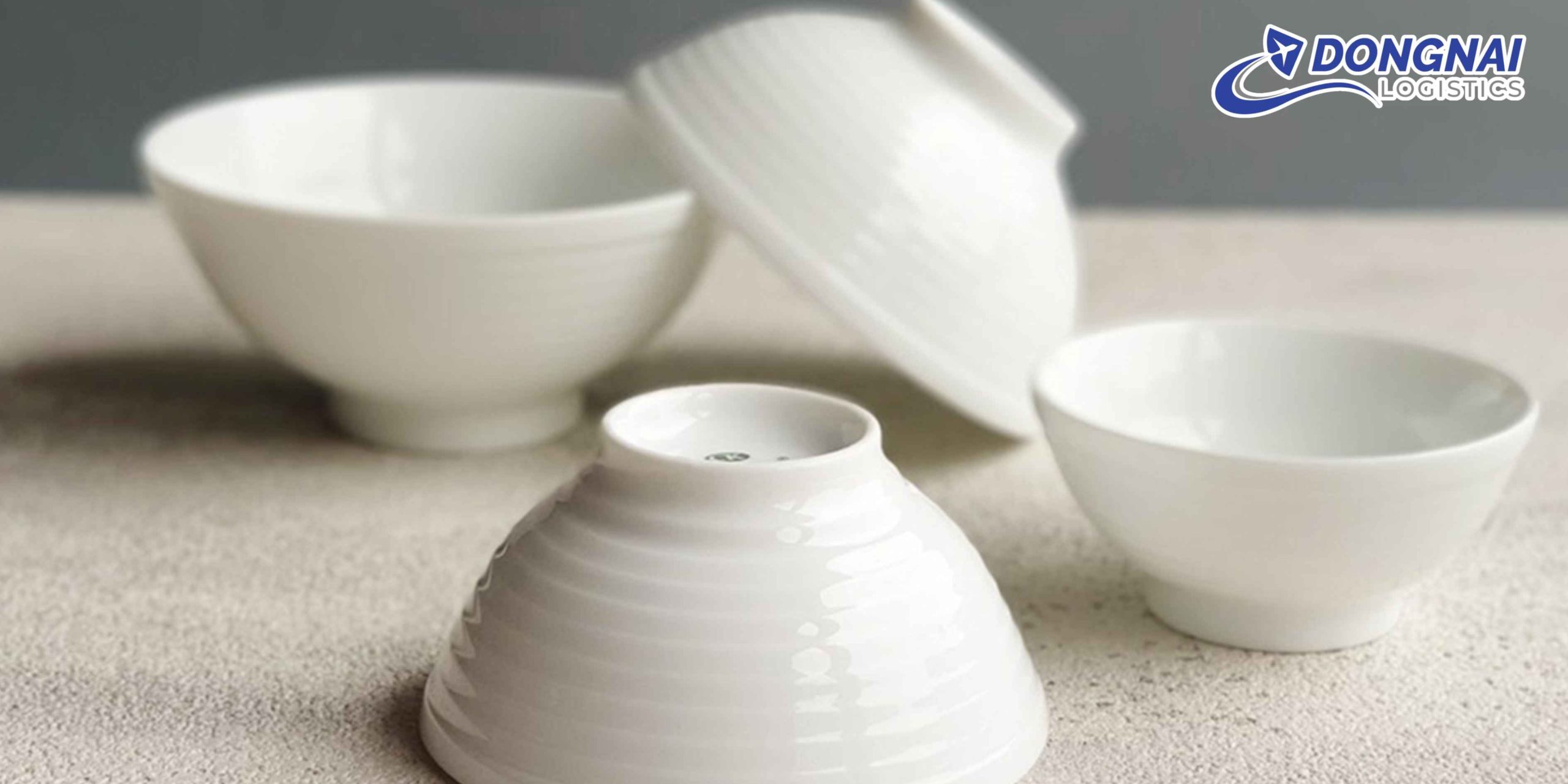 GỬI CHÉN BÁT SỨ TỪ HÀ NỘI VÀO SÀI GÒN – AN TOÀN, CHỐNG VỠ CÙNG DONGNAI LOGISTICS