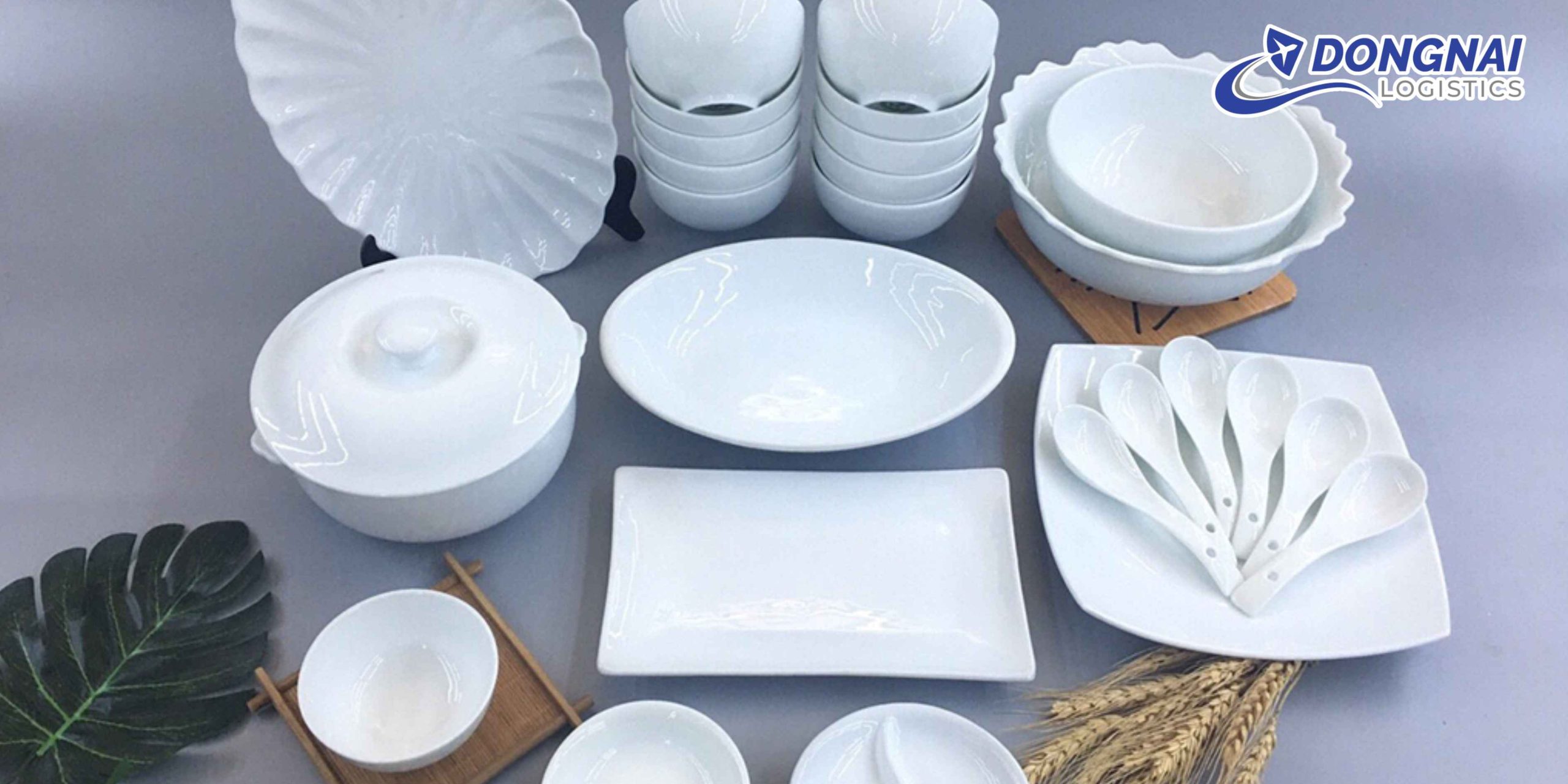 GỬI CHÉN BÁT SỨ TỪ HÀ NỘI VÀO SÀI GÒN – AN TOÀN, CHỐNG VỠ CÙNG DONGNAI LOGISTICS