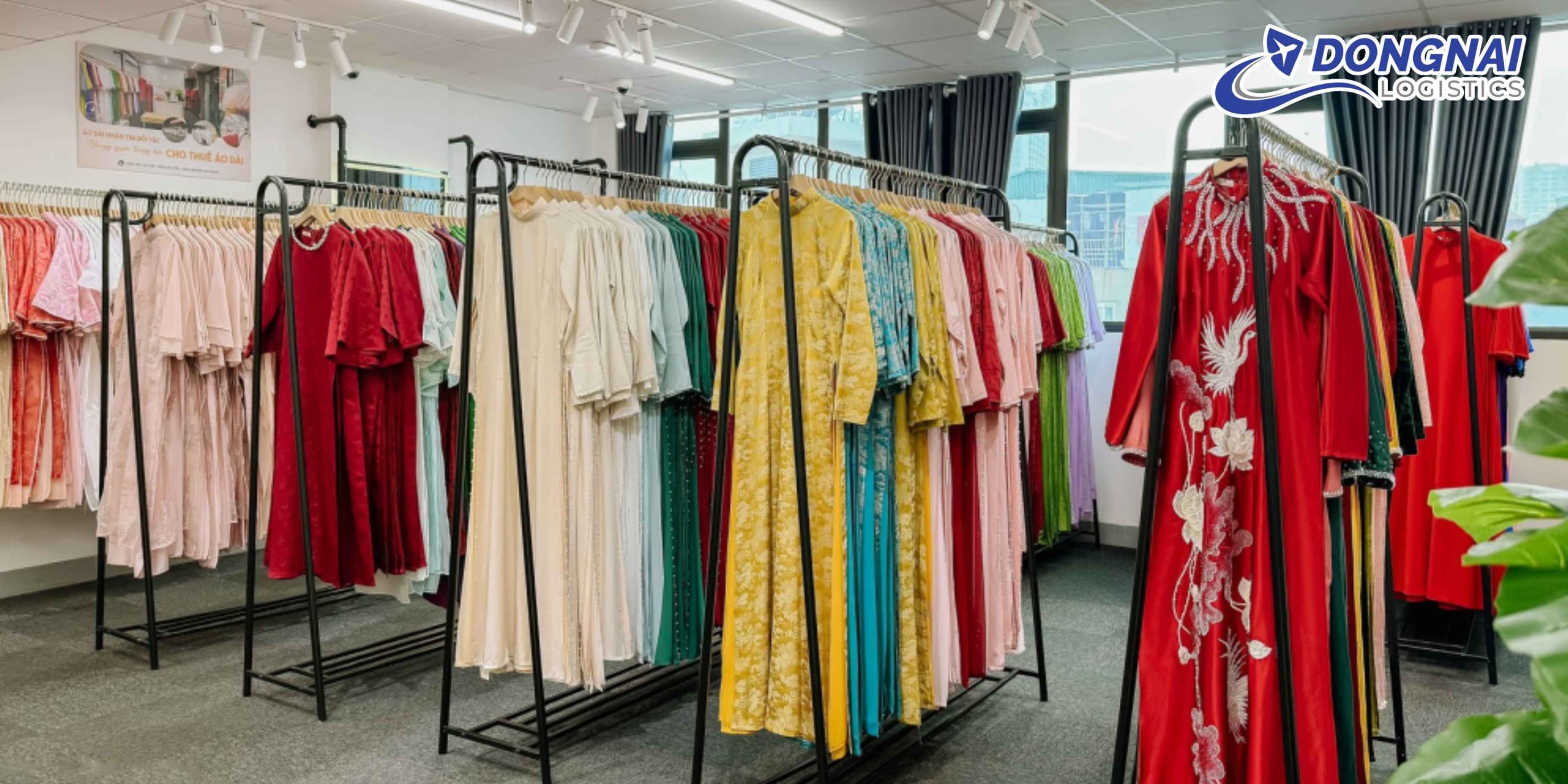 GỬI HỎA TỐC ÁO DÀI TẾT TỪ TP. HCM RA HẢI PHÒNG – NHANH CHÓNG, AN TOÀN CÙNG DONGNAI LOGISTICS