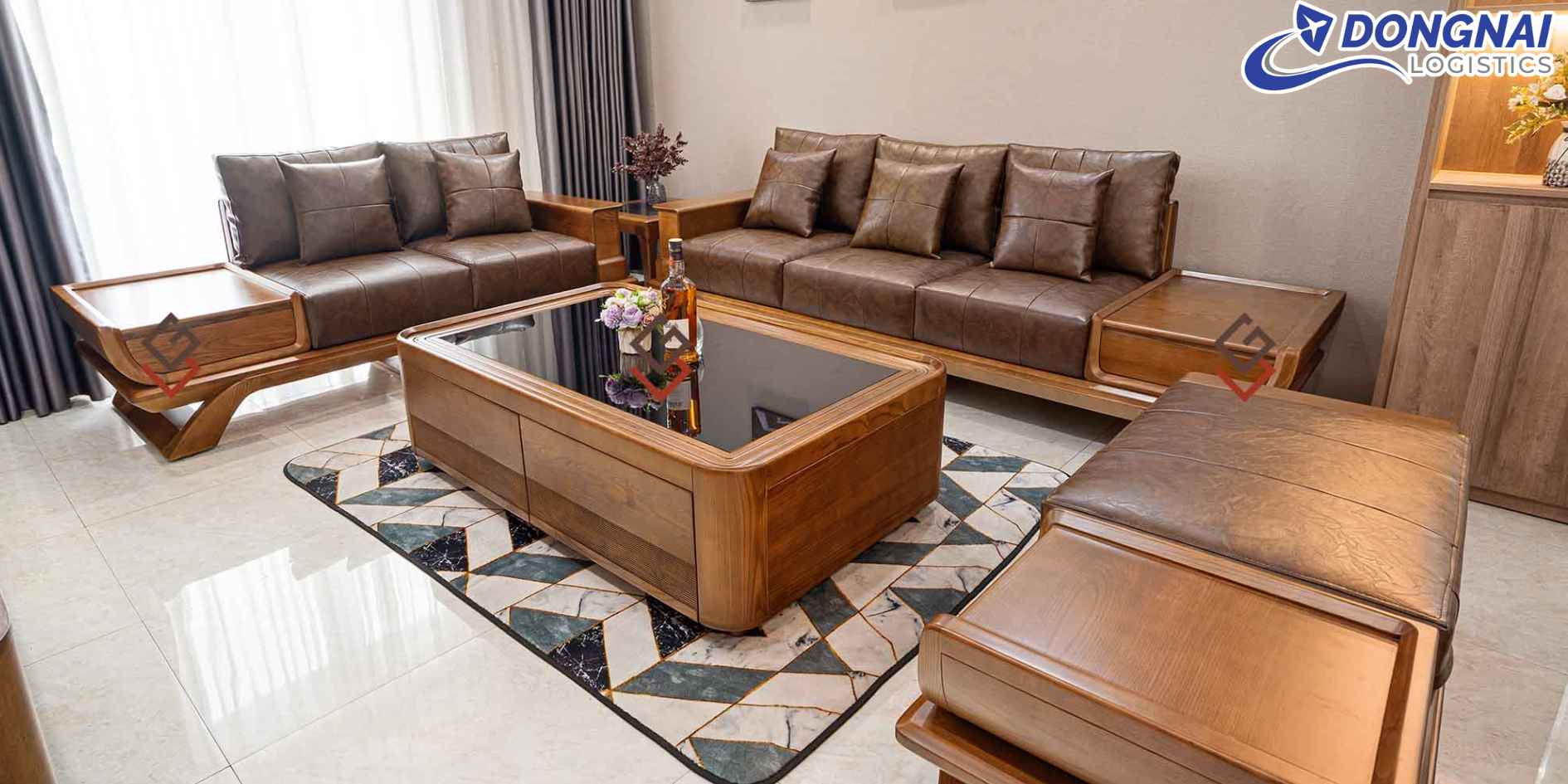 Vận Chuyển Sofa Gỗ Phòng Khách Sang Nhật Bản – Đóng Kiện An Toàn, Hạn Chế Trầy Xước