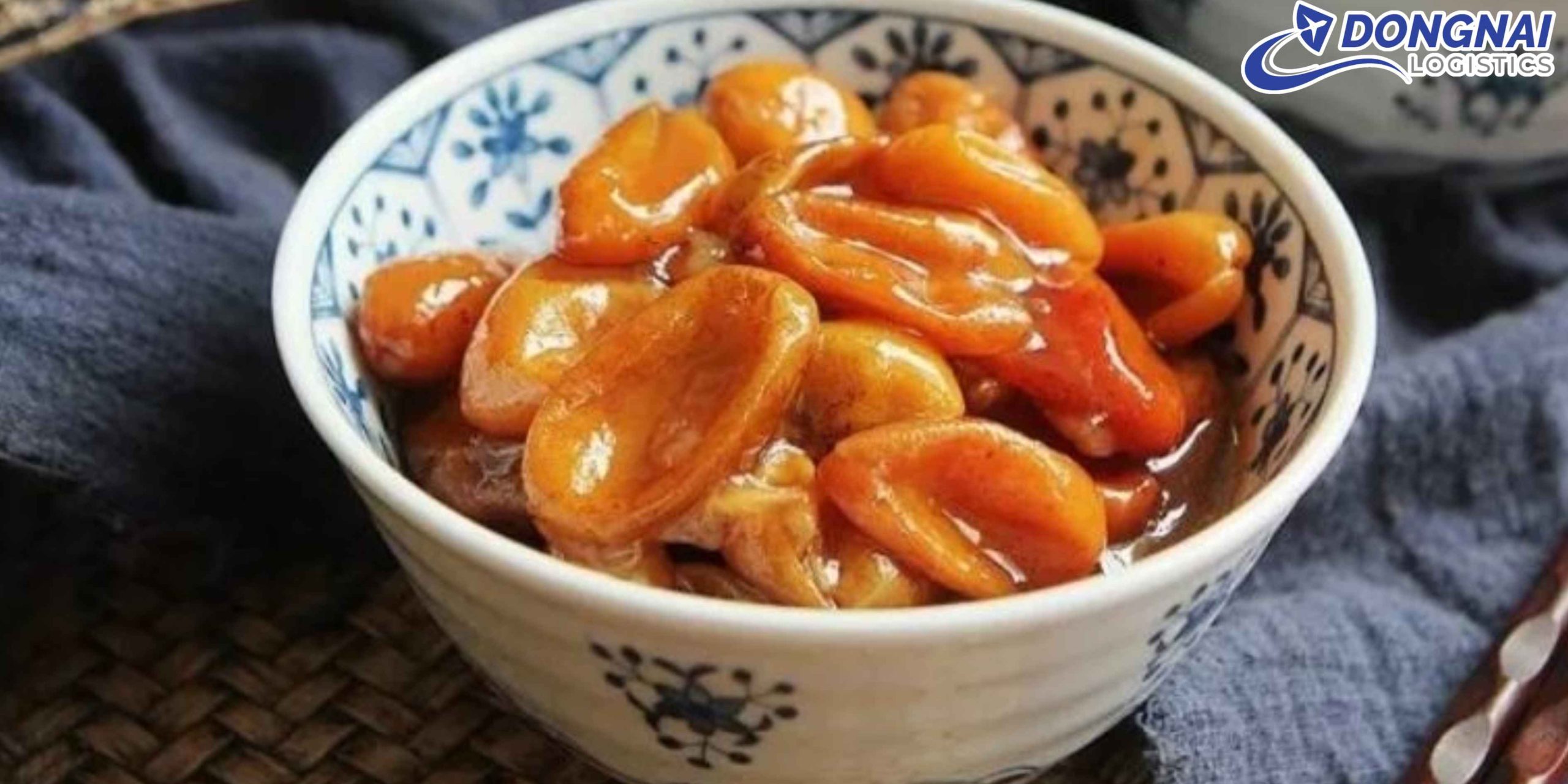 Gửi Mứt Quất Hồng Bì Việt Nam Sang Mỹ – Đóng Gói Chuẩn, Bảo Quản Tốt Cùng Đồng Nai Logistics