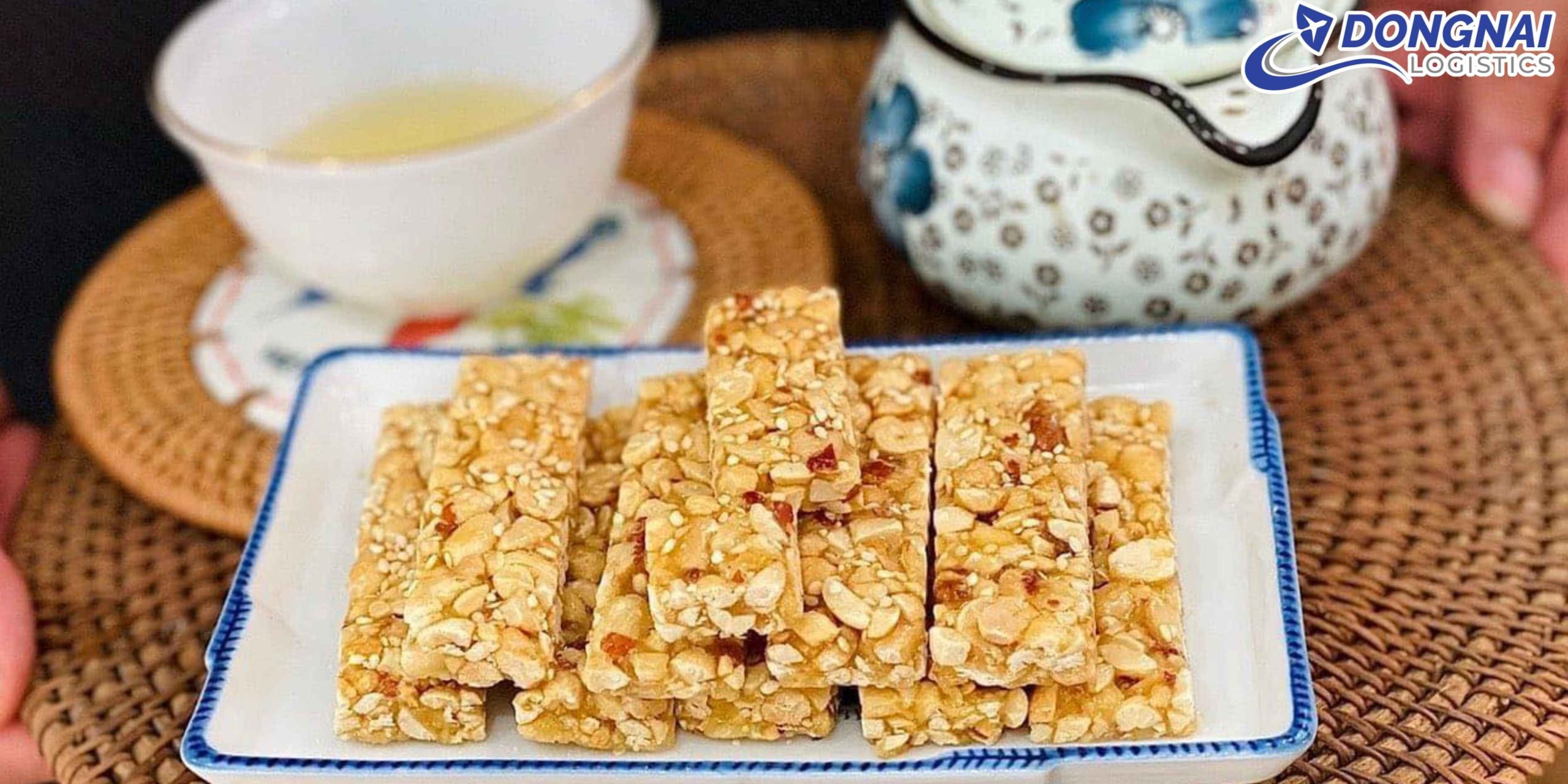Gửi Kẹo Lạc Truyền Thống Việt Nam Sang Canada – An Toàn Thực Phẩm, Chuẩn Xuất Khẩu Cùng Đồng Nai Logistics
