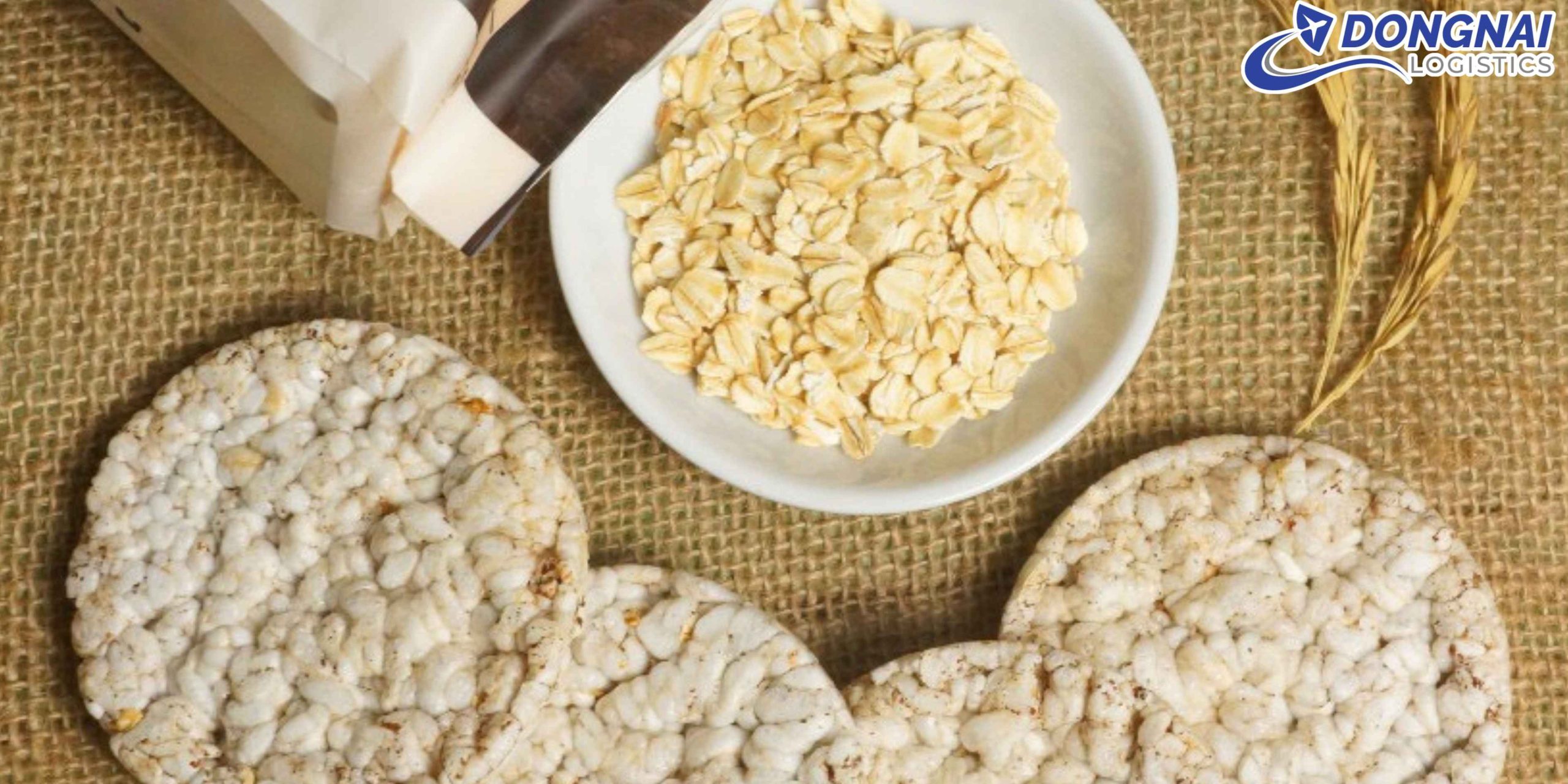 Gửi Bánh Gạo Lứt Nướng Đóng Gói Việt Nam Sang Thụy Sĩ – Đóng Gói Chuẩn, Giao Nhanh Cùng Đồng Nai Logistics