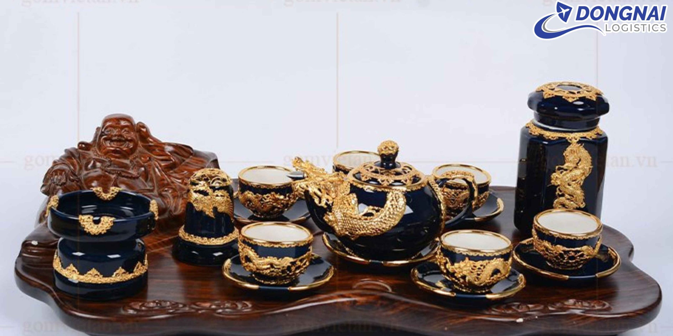 Vận Chuyển Bộ Ấm Chén Gốm Sứ Truyền Thống Từ Huế Vào Cần Thơ – Đóng Gói Chống Vỡ, Uy Tín Cùng Đồng Nai Logistics