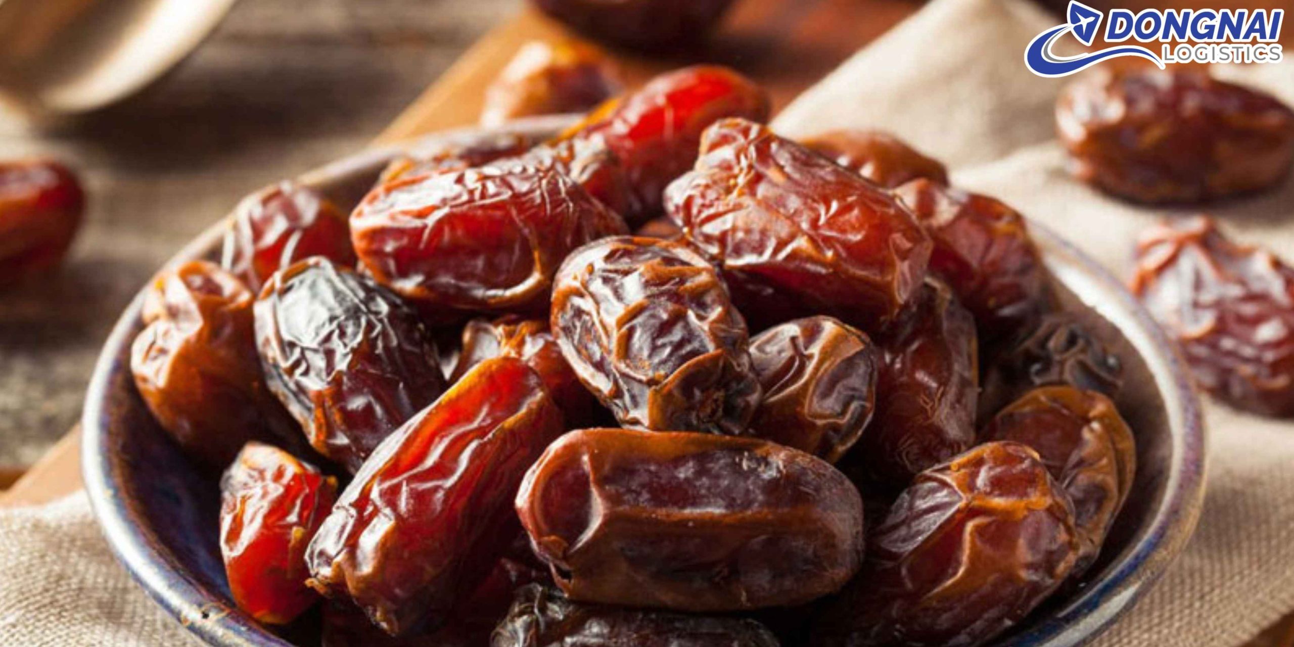 Gửi Chà Là Sấy Khô Từ Việt Nam Sang Đức – Đóng Gói Chuẩn, Giữ Trọn Chất Lượng Cùng Đồng Nai Logistics