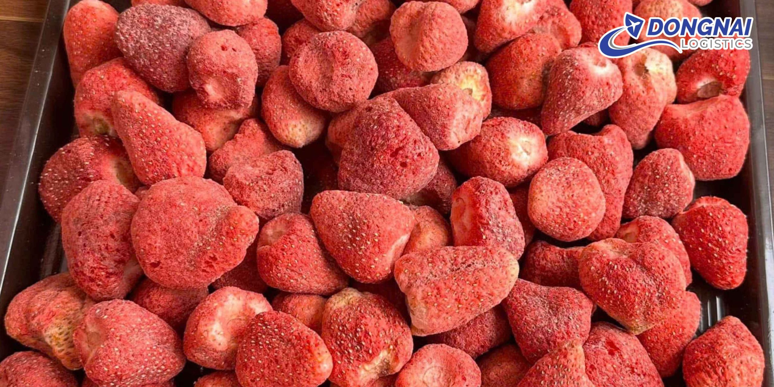 Gửi Dâu Sấy Đi Thanh Hóa – Giữ Trọn Hương Vị Cùng DongNai Logistics