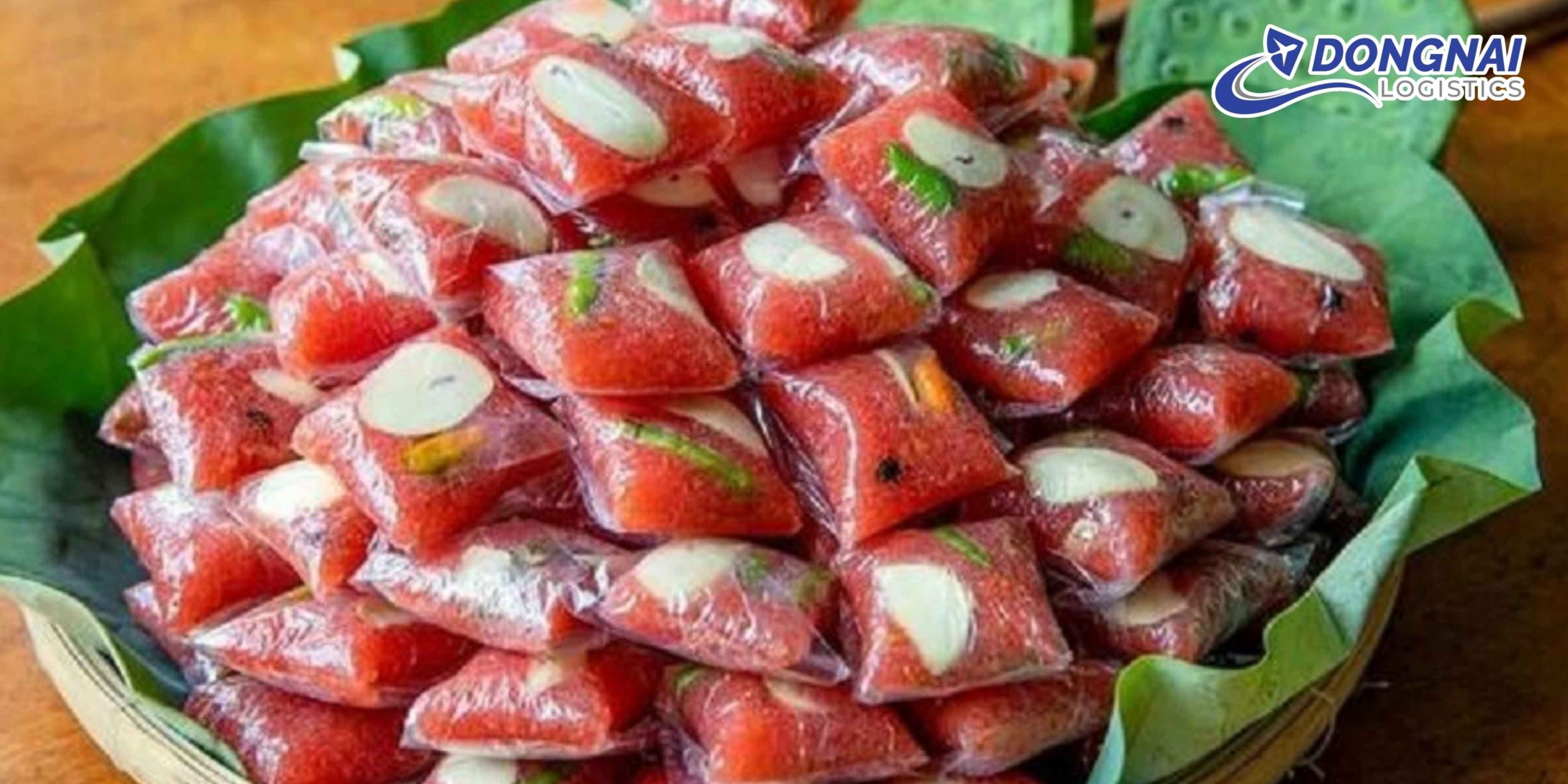 Gửi Nem Lai Vung Đồng Tháp Ra Hà Nội Nhanh Chóng, An Toàn Cùng DongNai Logistics