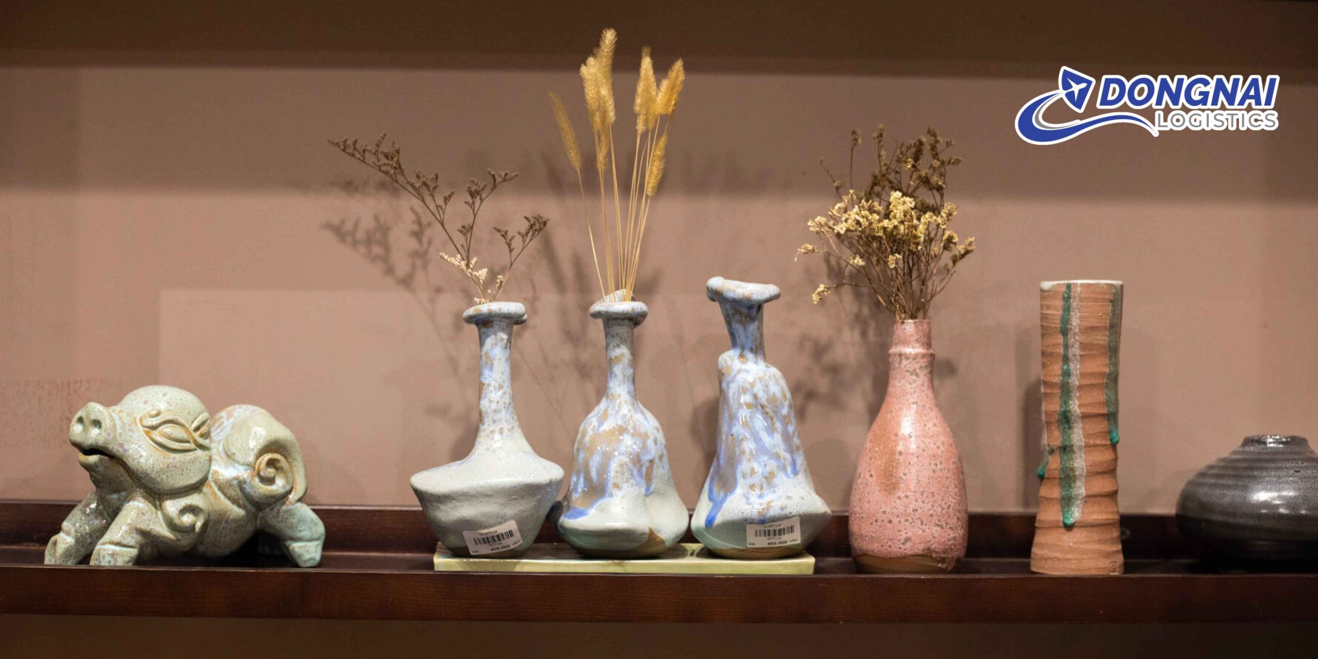 Gửi Bình Hoa Sứ Từ Đồng Nai Đi Phú Quốc – An Toàn, Nguyên Vẹn Cùng DongNai Logistics