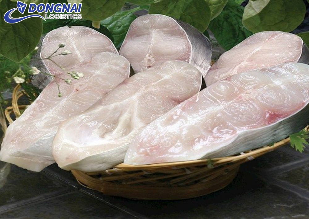 Gửi Cá Ba Sa Sang Trung Quốc: Giải Pháp Vận Chuyển An Toàn