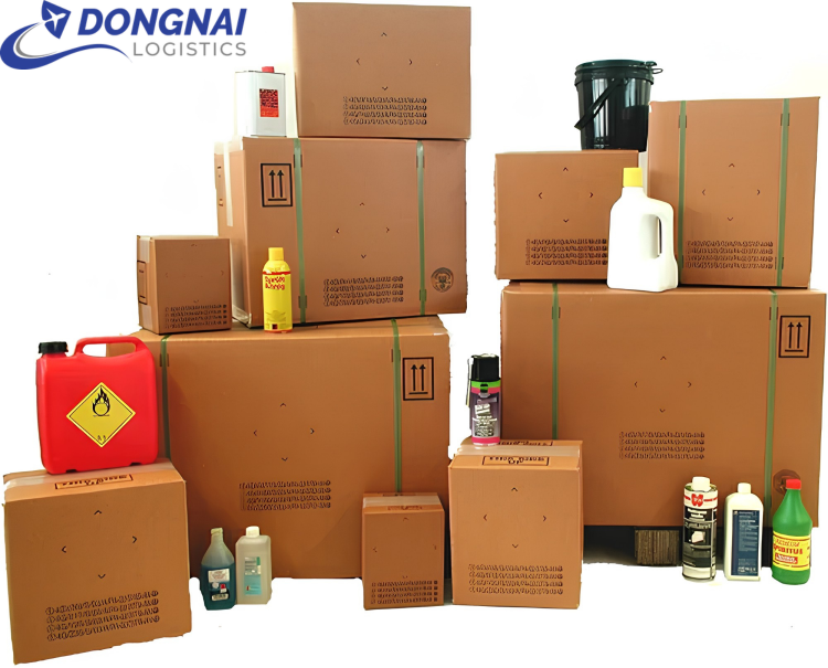 Hàng Nguy Hiểm Trong Logistics Được Phân Loại Ra Sao?